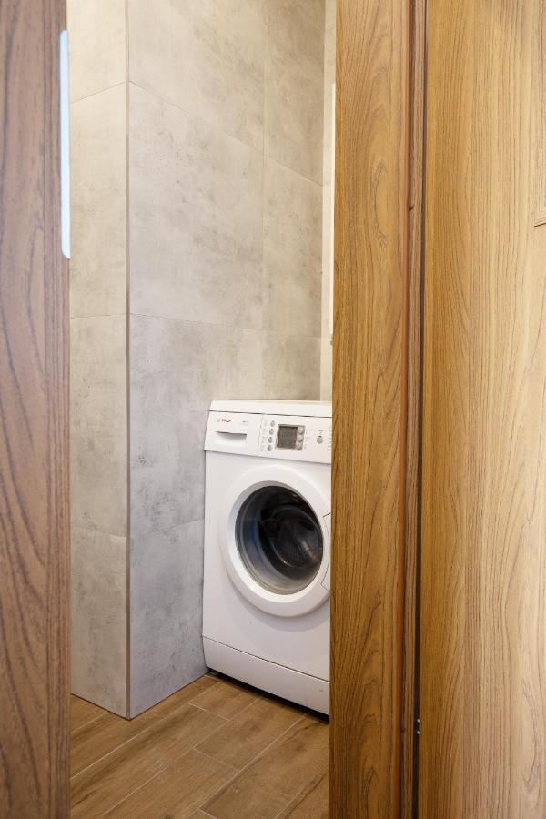 Royal Aparthotel Piotrkowska 33 ウッチ エクステリア 写真